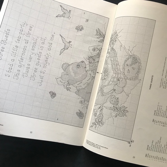 Vtg Cross Stitch Book A Merry Mouse Book of Favorite Mice Poems 10 Designs 1985 - Picture 10 of 11